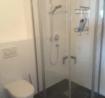 Wohnen mit Charakter: 2-Zimmer-Wohnung in neuwertigem Zustand — photo 1